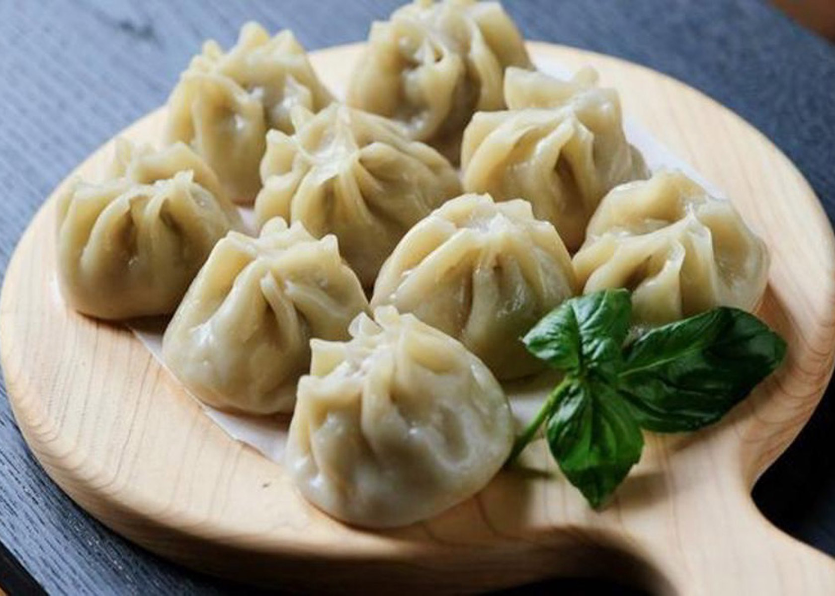 アンチャイのボーズはオーストラリア産羊肉を使用した、ジューシーさが特徴のボーズです