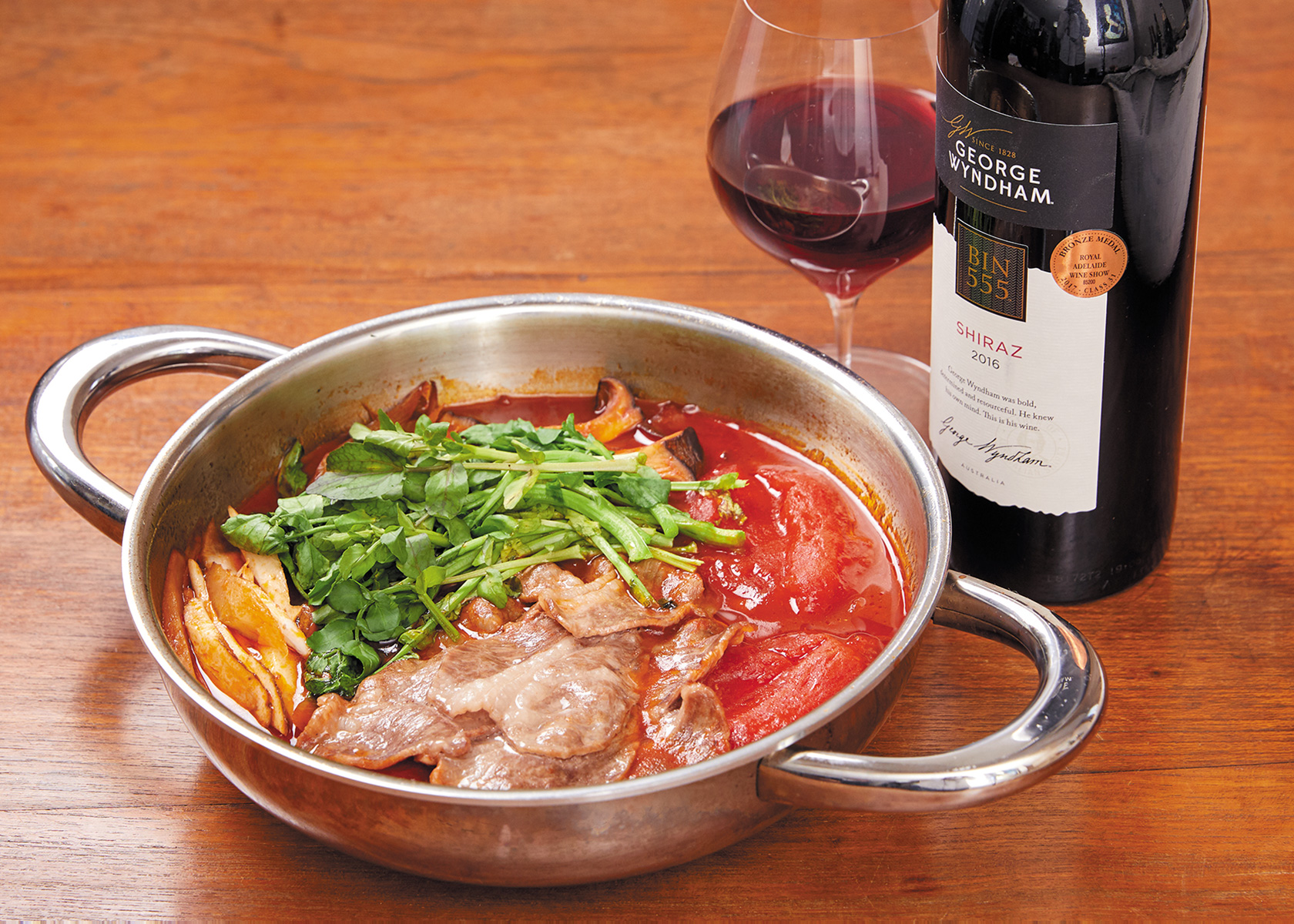 ラムバサダー沢樹舞のごちそうレシピ「ラム肉のすき焼き」／ラム肉とワインの美味しい関係